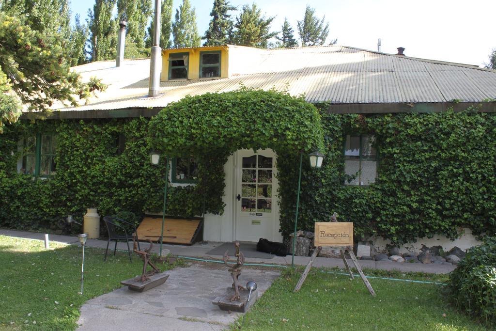 Hosteria De La Patagonia Hotel Chile Chico Exterior photo